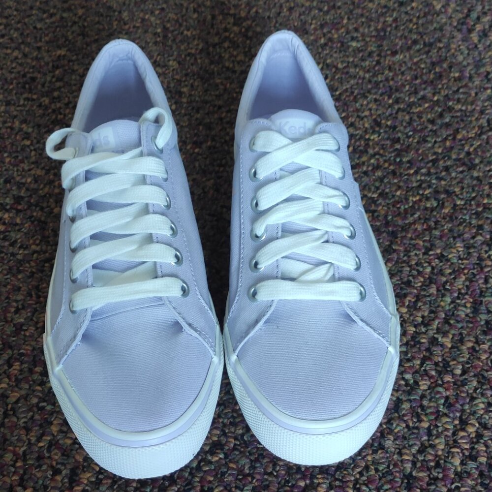Keds womens Jump Kick Canvas Sneaker size 8